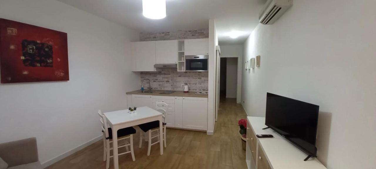 Villanova Apartment Cagliari Bagian luar foto